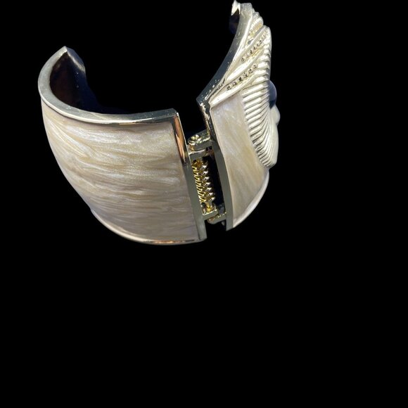 Gold Tone Owl Cuff Bracelet Vintage Inspired Animal Statement Boho Glam Jewelry - Picture 5 of 6